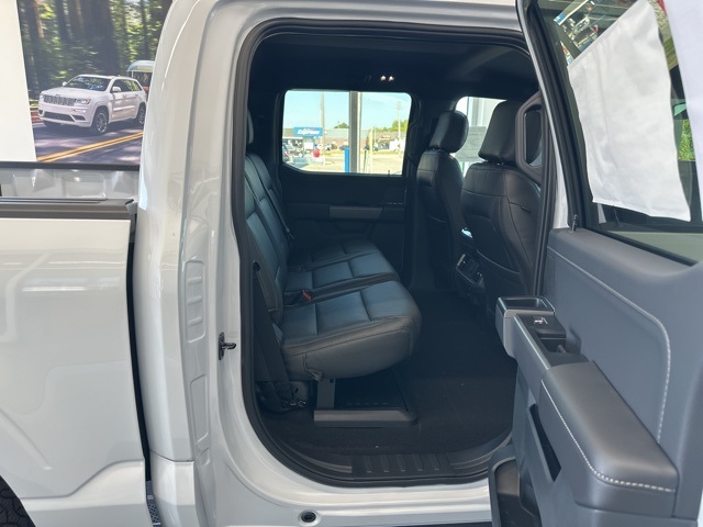2025 Ford F-150 XLT photo 31