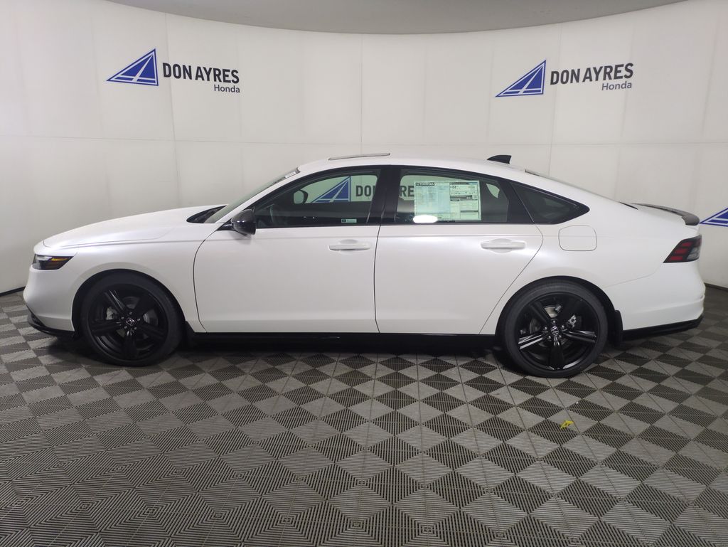 2025 Honda Accord Hybrid Sport-L photo 2