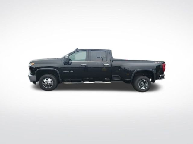 2023 Chevrolet Silverado 3500HD LTZ photo 2