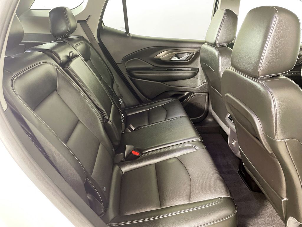 2024 Gmc Terrain SLT photo 25