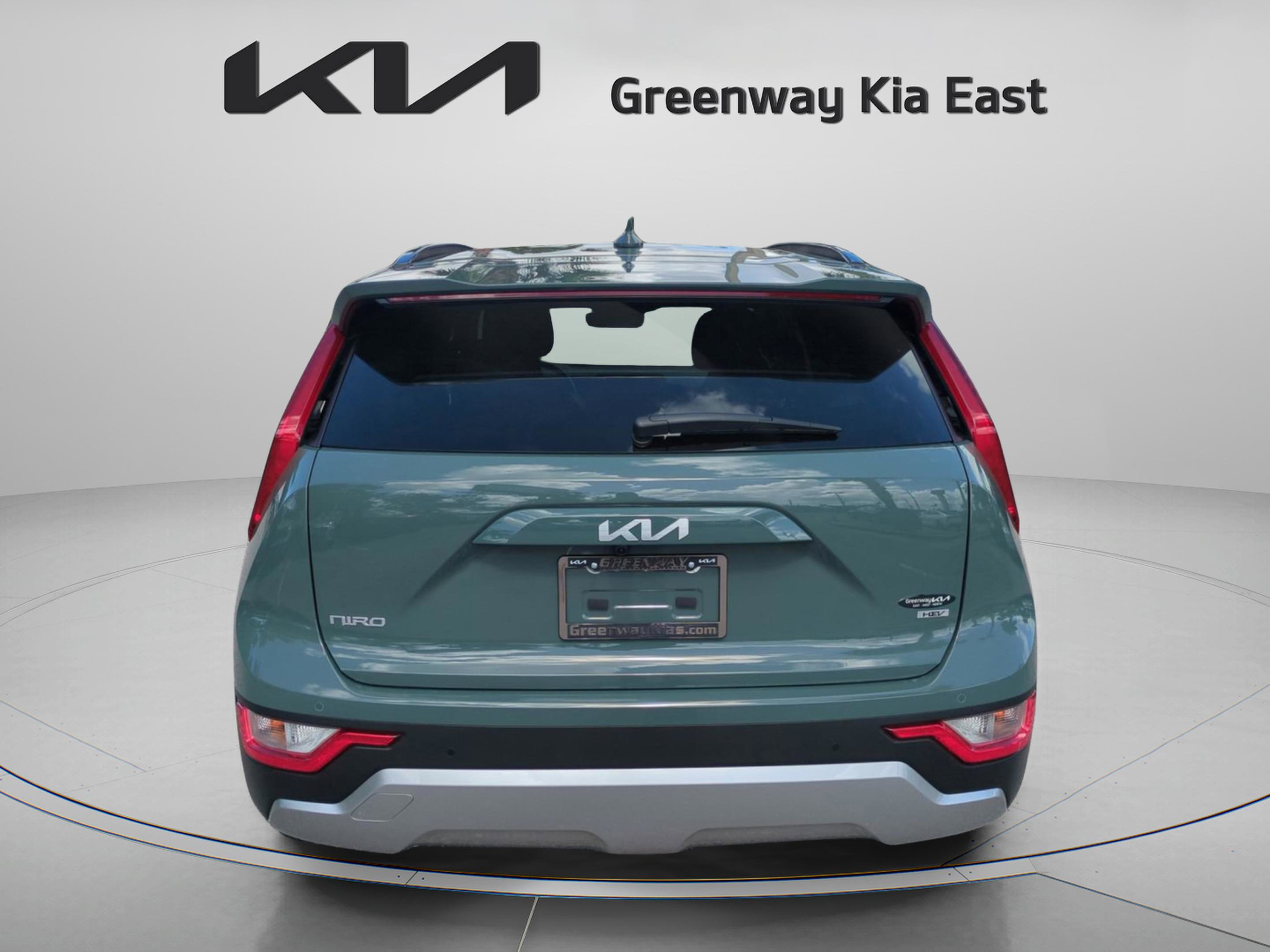 2023 Kia Niro EX photo 7