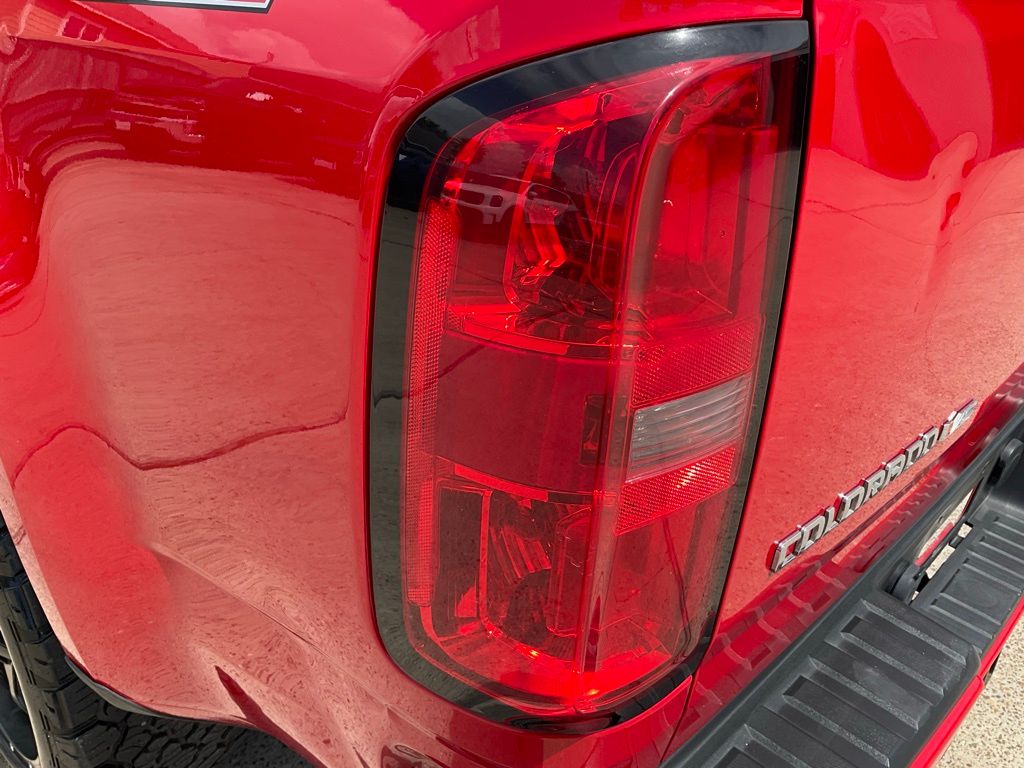 2019 Chevrolet Colorado Z71 photo 16