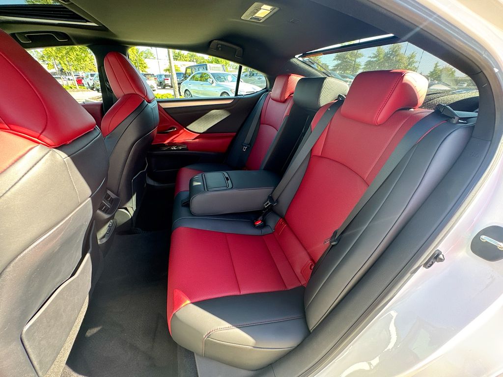 2024 Lexus ES 350 F SPORT Handling photo 32