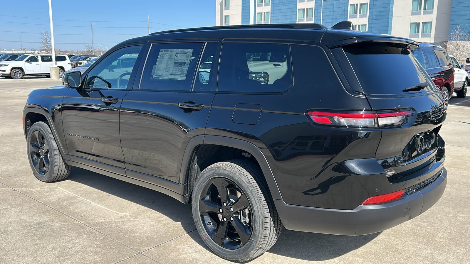 2025 Jeep Grand Cherokee Altitude X photo 5