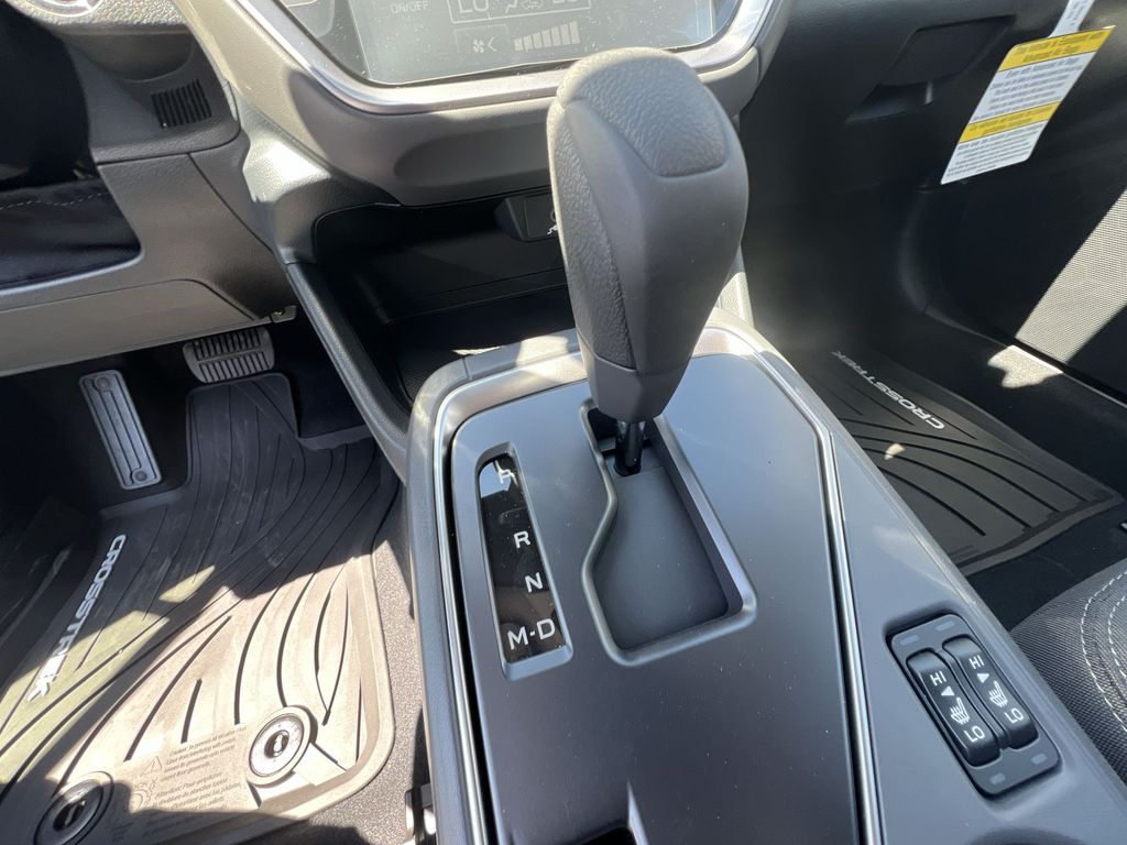 2025 Subaru Crosstrek Premium photo 14