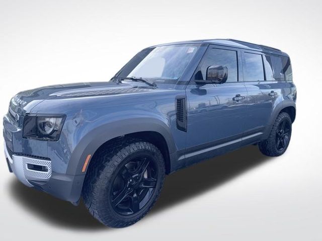 2022 Land Rover Defender SE