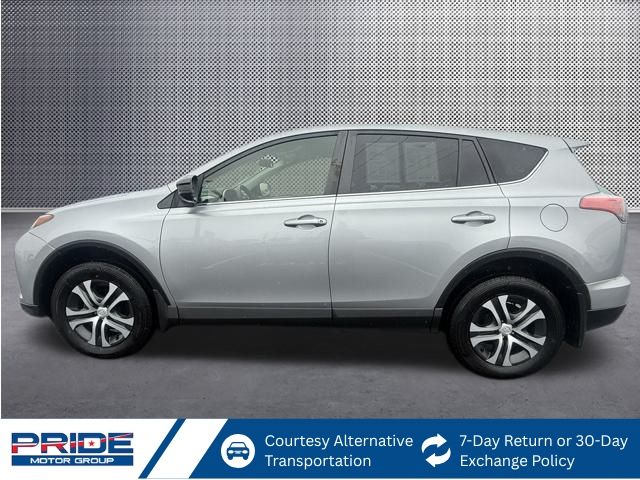 2018 Toyota RAV4 LE photo 2