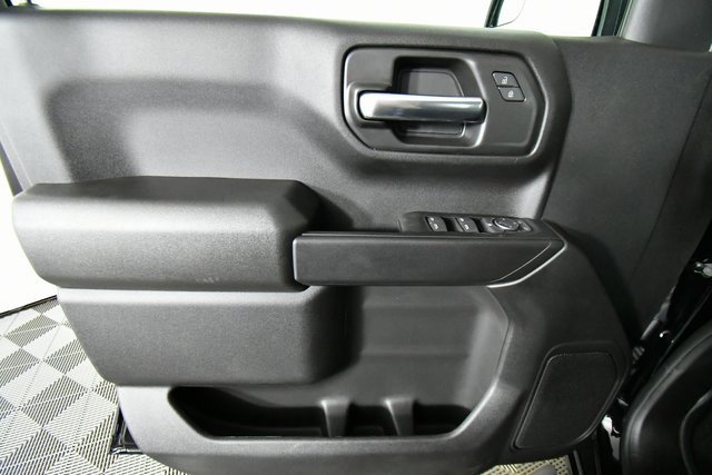 2026 Chevrolet Silverado 1500 Custom photo 19