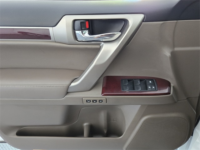 2019 Lexus GX 460 photo 30