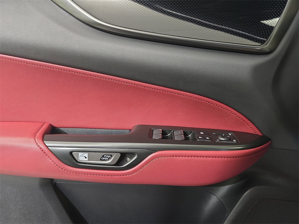 2022 Lexus NX 250 photo 27