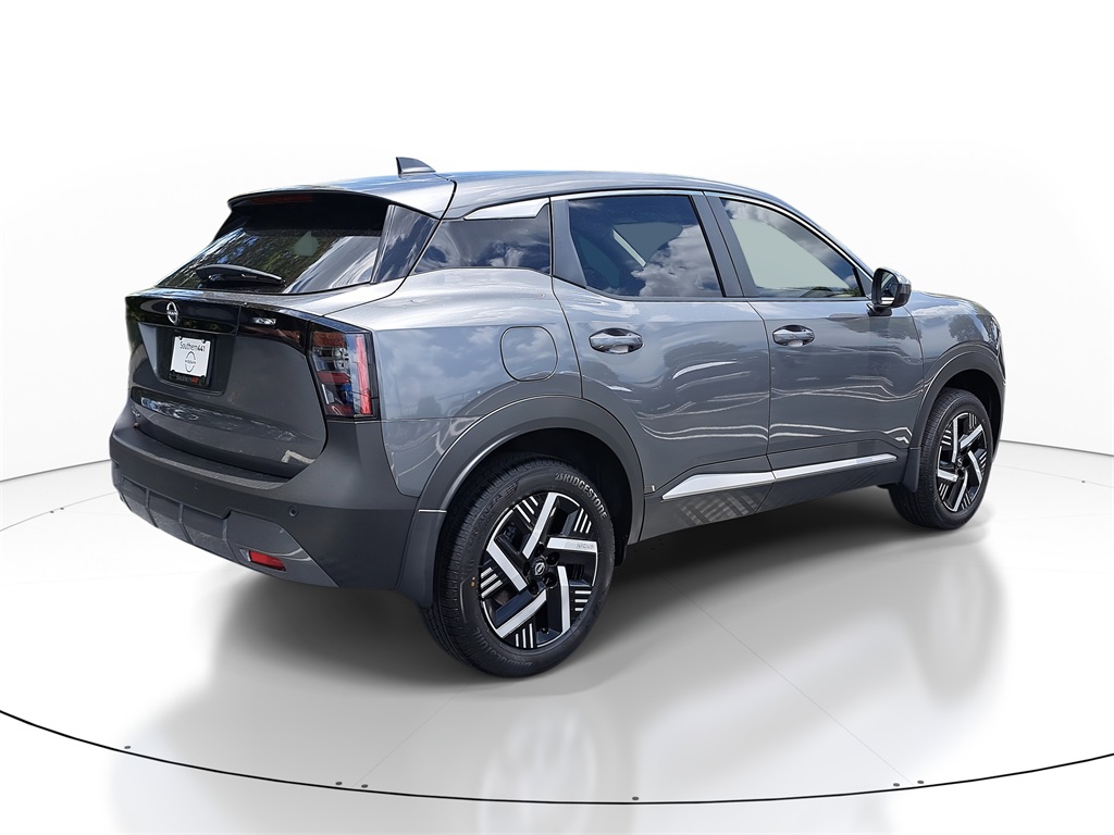 2025 Nissan Kicks SV photo 4