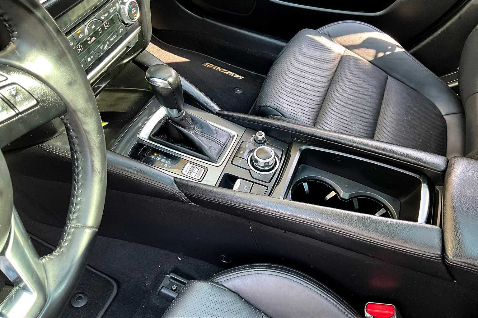 2016 Mazda Mazda6 Touring photo 14