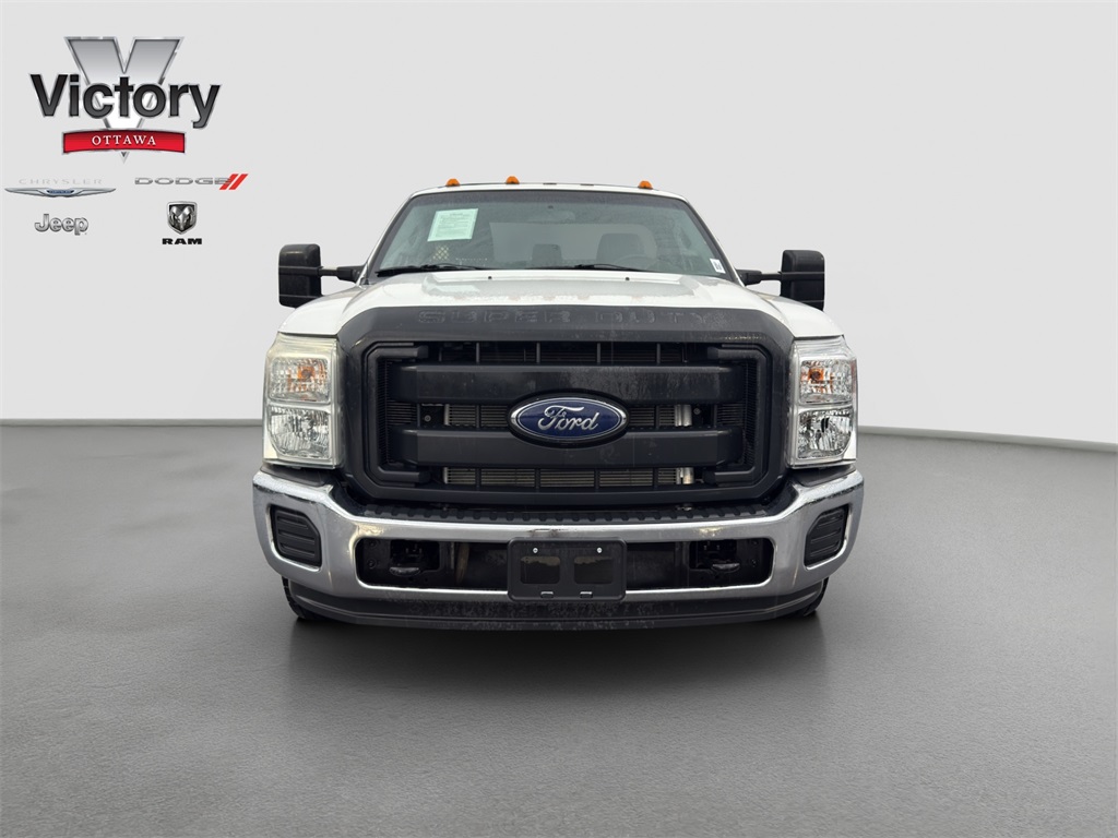Used 2015 Ford F-350 Super Duty Chassis Cab XL with VIN 1FDRF3G62FEC04811 for sale in Kansas City