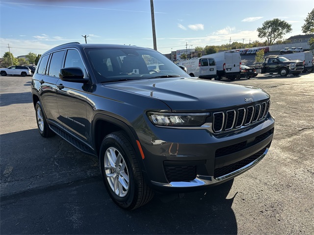 2024 Jeep Grand Cherokee Laredo photo 4