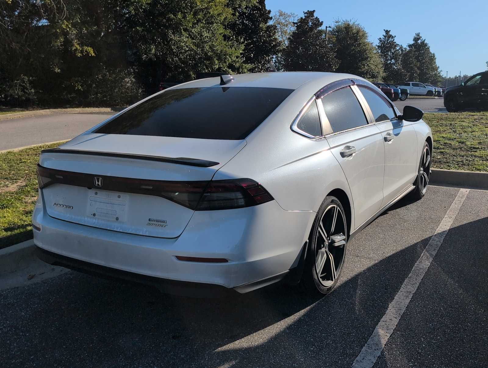 2023 Honda Accord Hybrid Sport photo 3