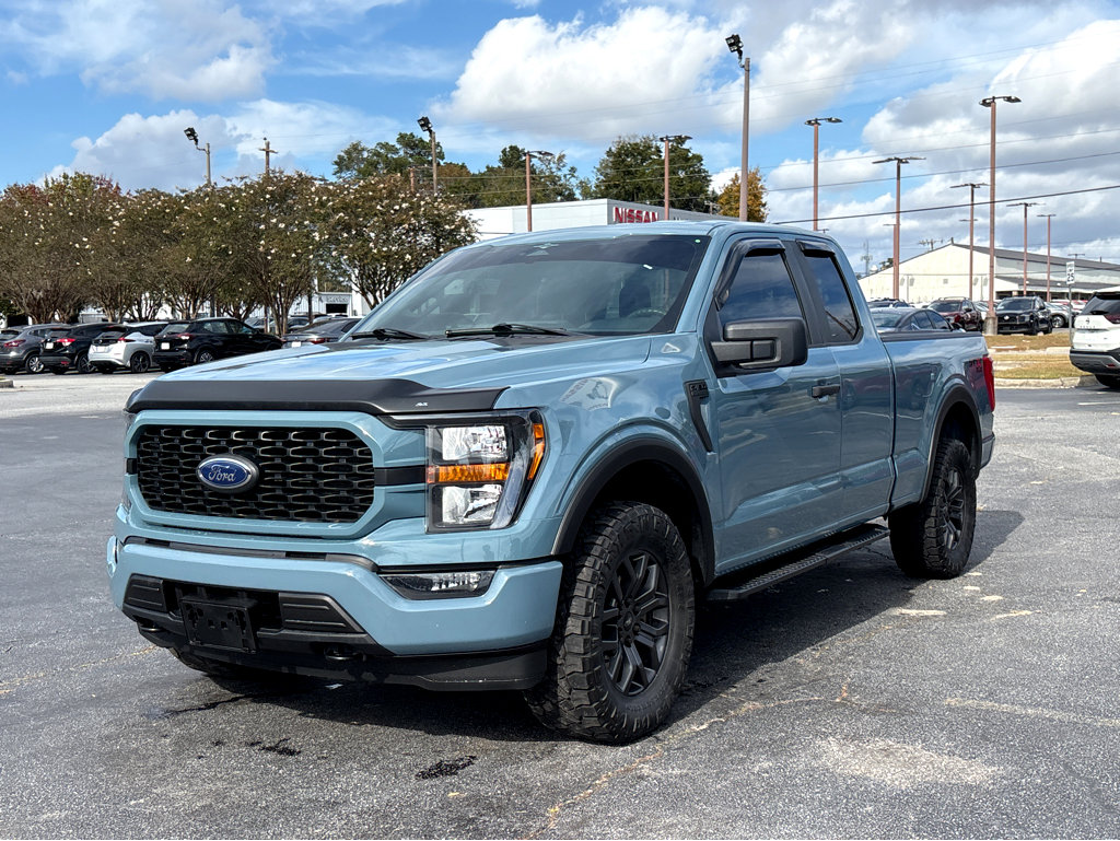 2023 Ford F-150 XL photo 3