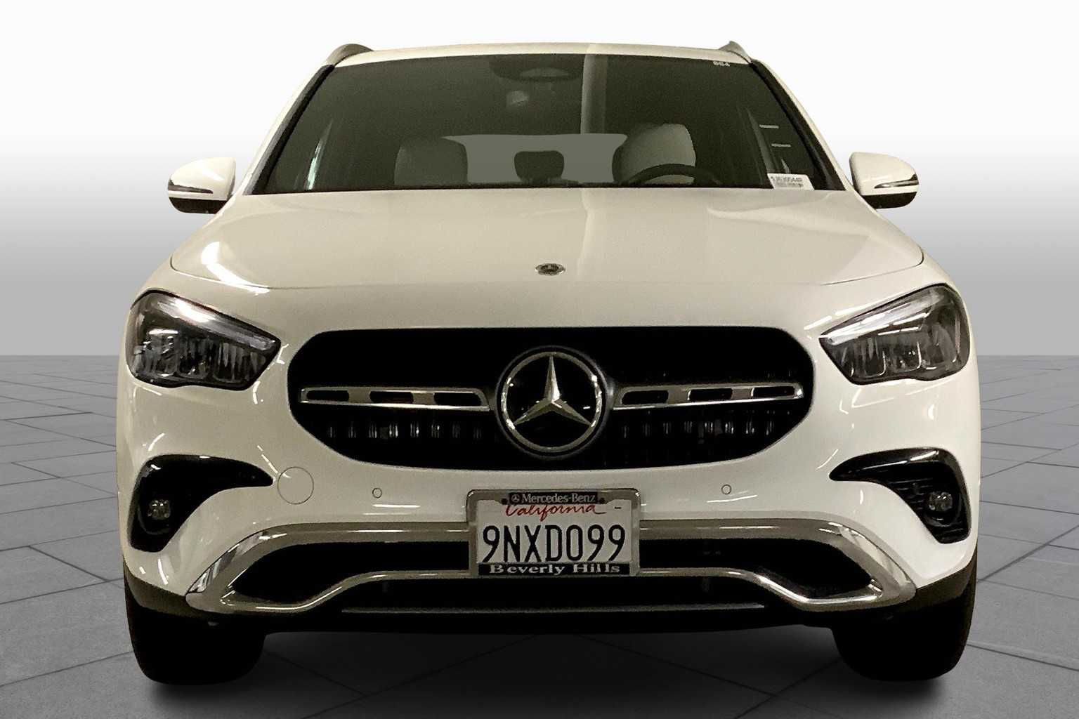 2025 Mercedes Benz GLA 250 photo 2