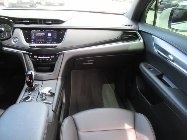 2021 Cadillac XT6 Luxury photo 12