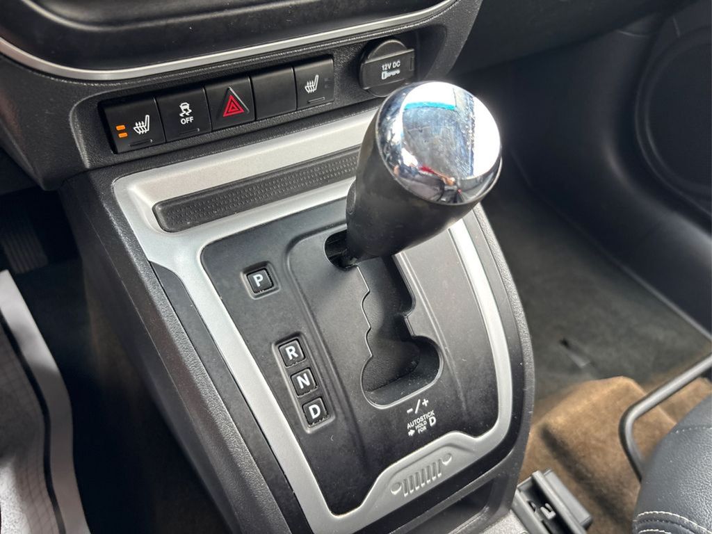 2017 Jeep Compass Latitude photo 29