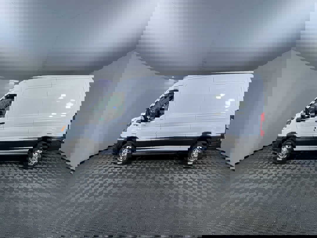 2025 Ford Transit photo 5