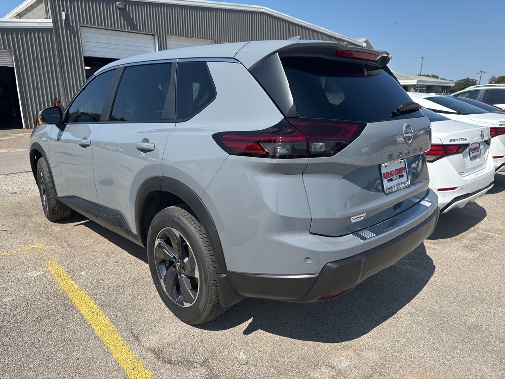 2026 Nissan Rogue SV photo 2