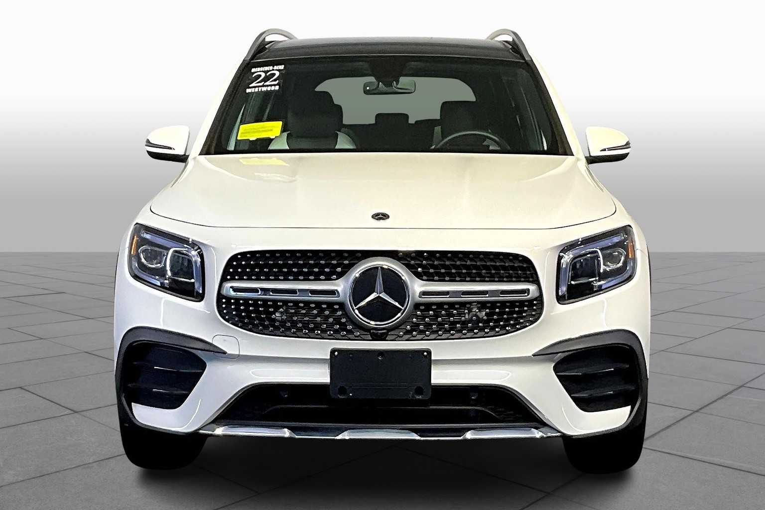2022 Mercedes Benz GLB 250 4MATIC photo 3