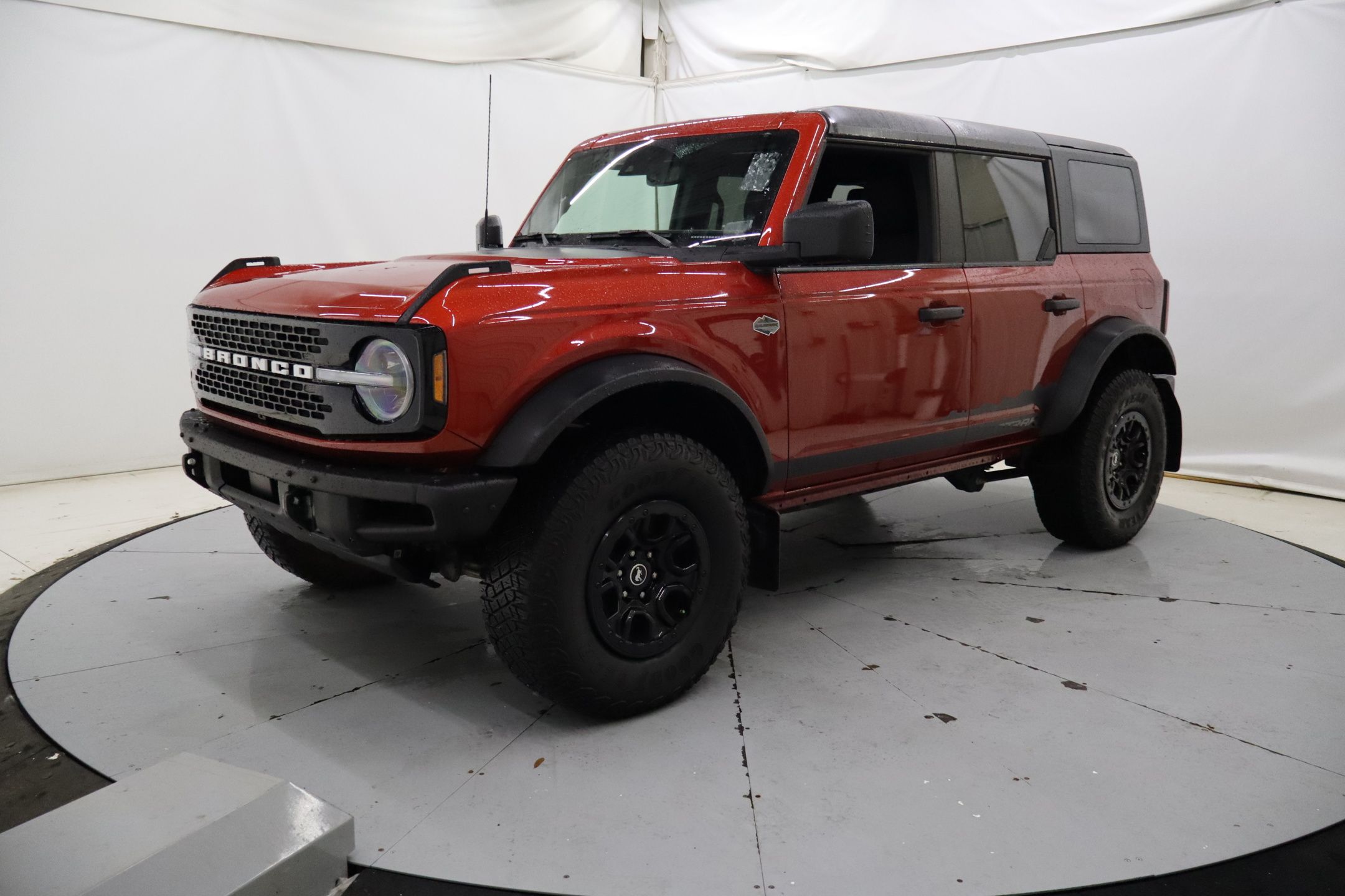 2023 Ford Bronco Wildtrak photo 6