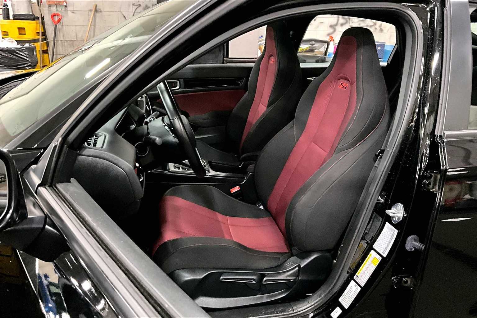 2024 Honda Civic Si photo 7