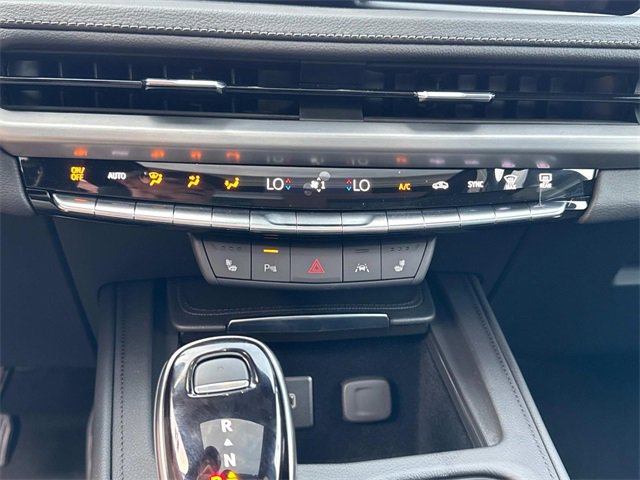 2025 Cadillac XT4 Premium Luxury photo 15