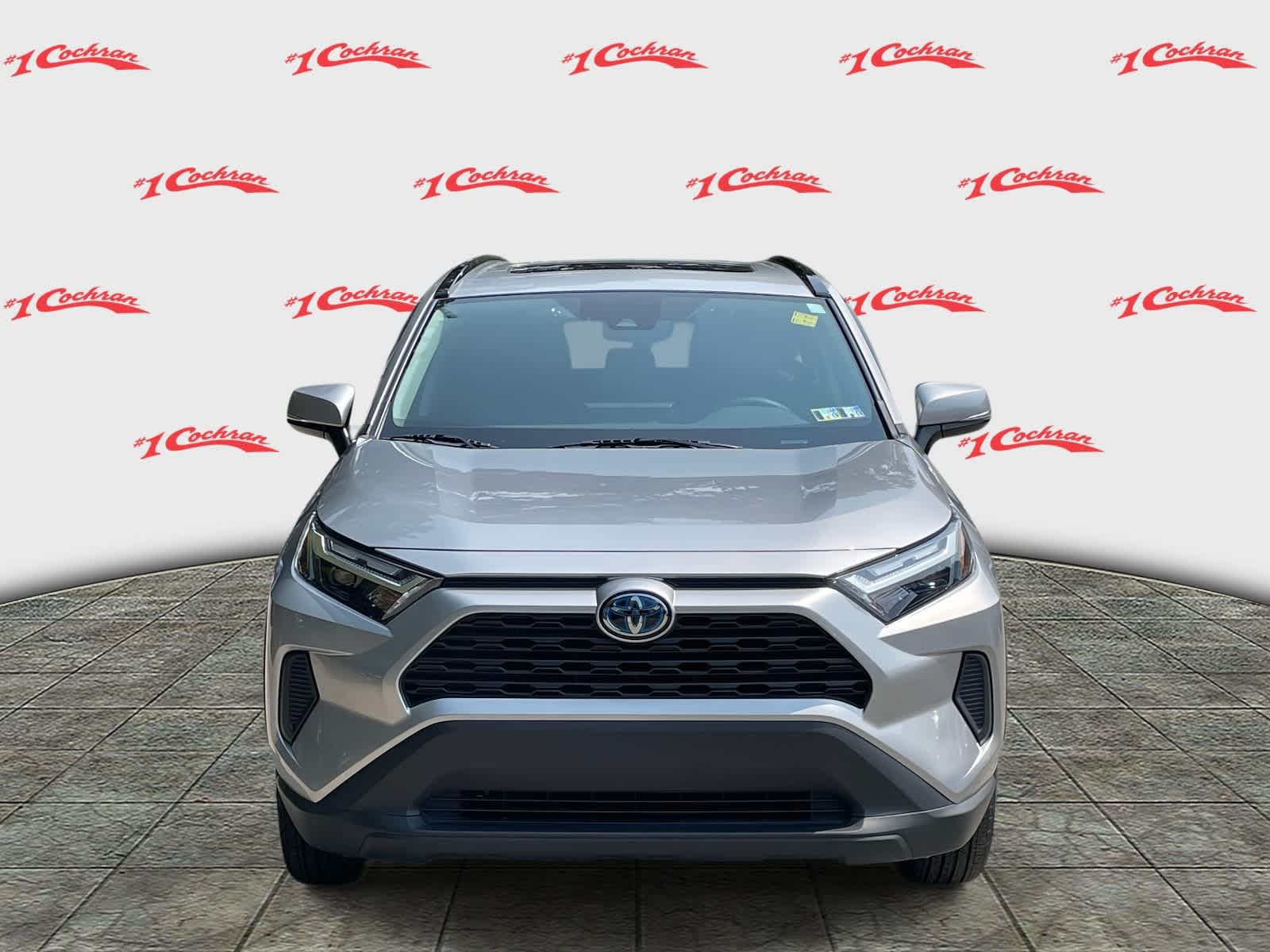 2024 Toyota RAV4 Hybrid XLE photo 7