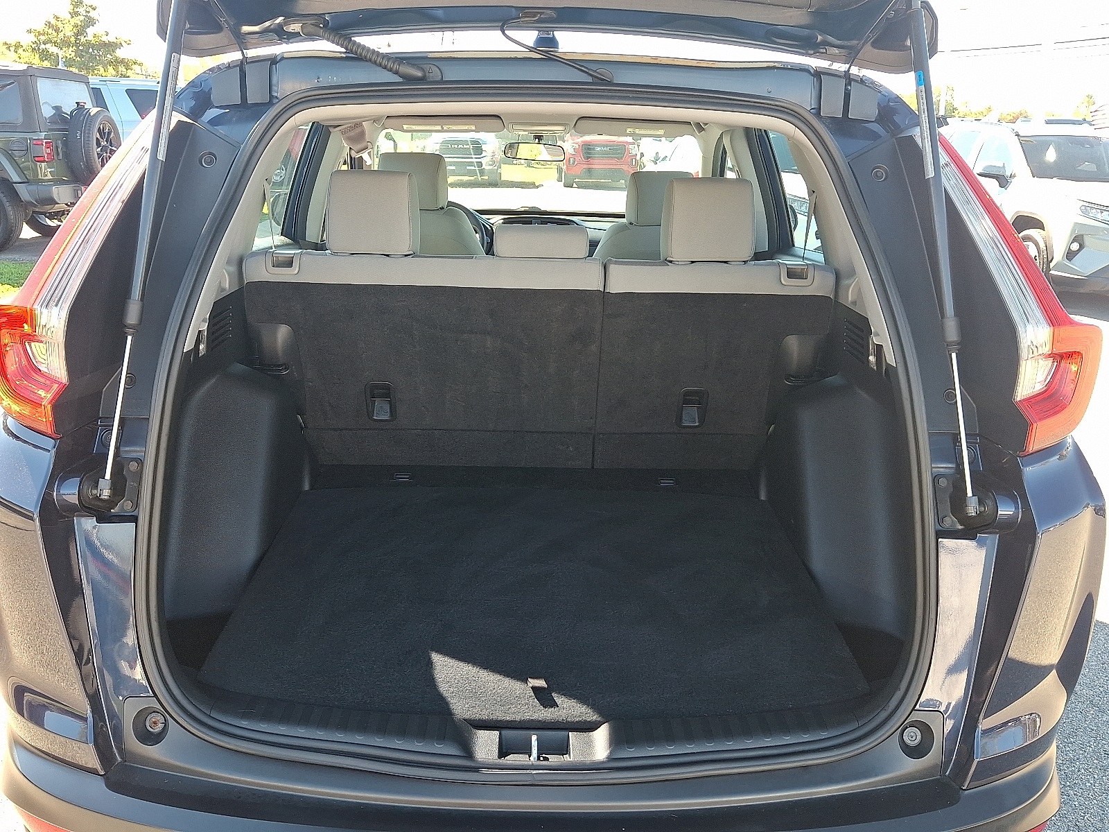 2017 Honda CR-V LX photo 24