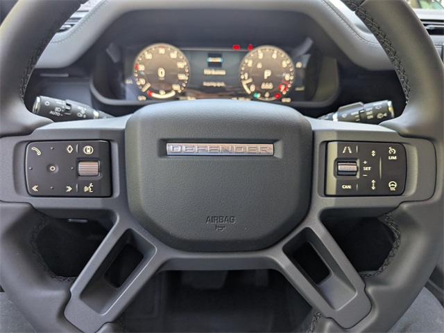 2025 Land Rover Defender 110 X-Dynamic SE photo 7