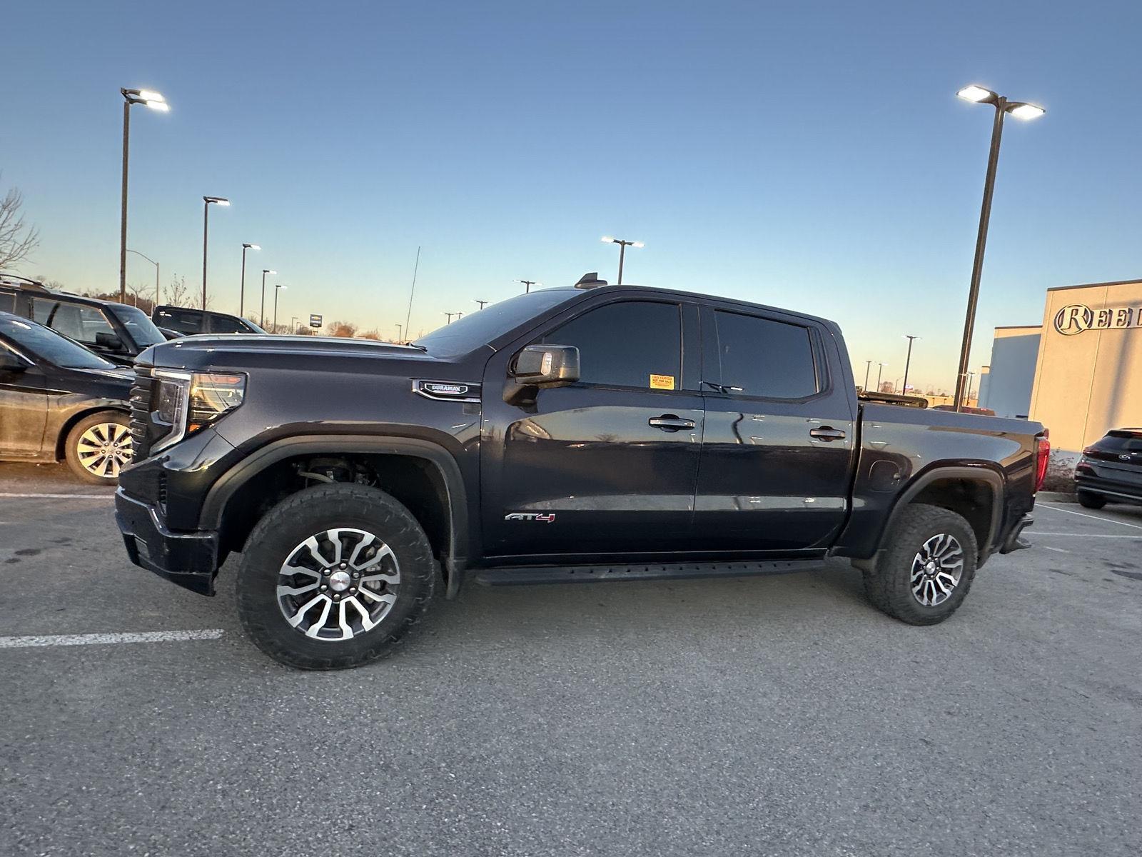 Used 2023 GMC Sierra 1500 AT4 with VIN 1GTUUEE85PZ179031 for sale in Kansas City