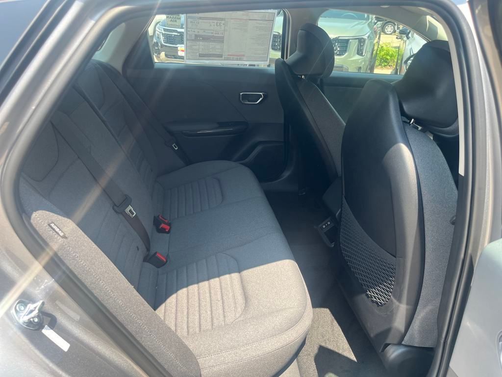 2025 Kia K4 EX photo 15