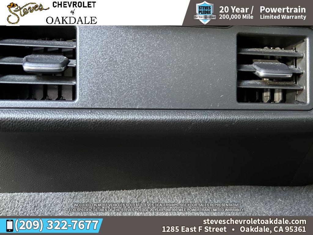 2023 Chevrolet Silverado 1500 Custom photo 18