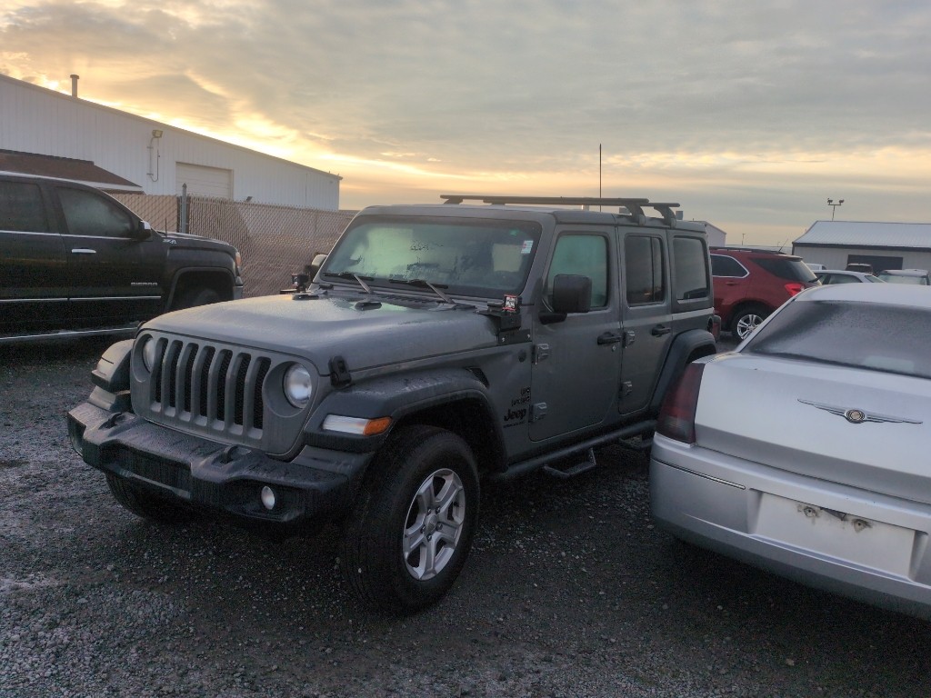 2023 Jeep Wrangler 4-Door Sport S's photo