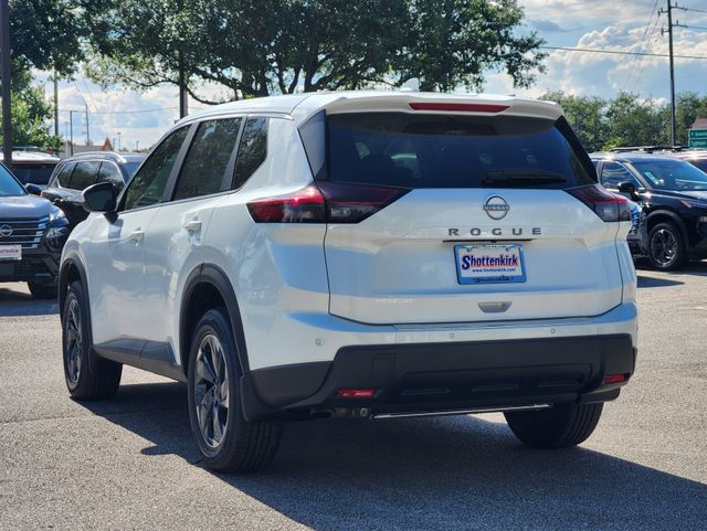2025 Nissan Rogue SV photo 4