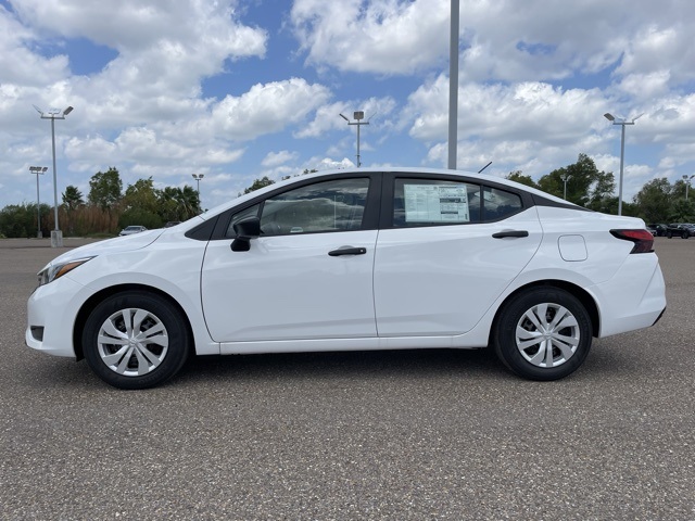2025 Nissan Versa S photo 4