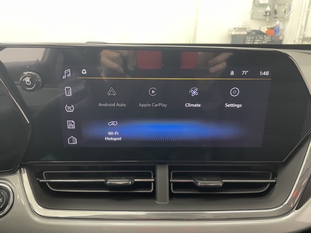 2026 Chevrolet Trax LT photo 2