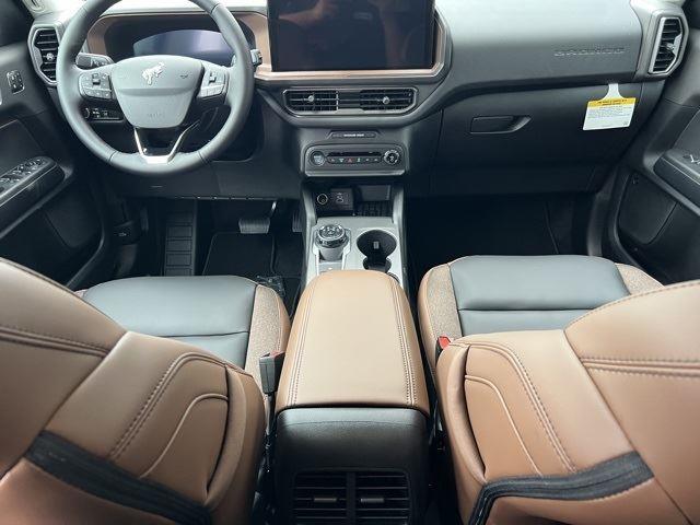 2025 Ford Bronco Sport Outer Banks photo 20