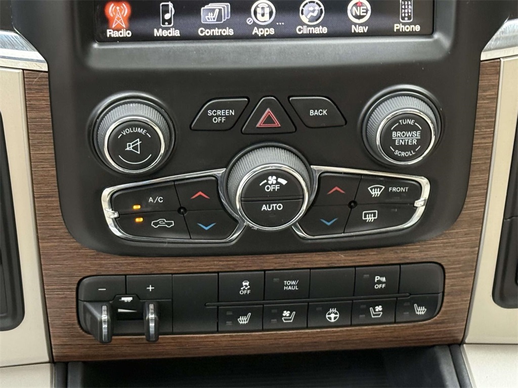 2015 Ram 2500 Laramie photo 20