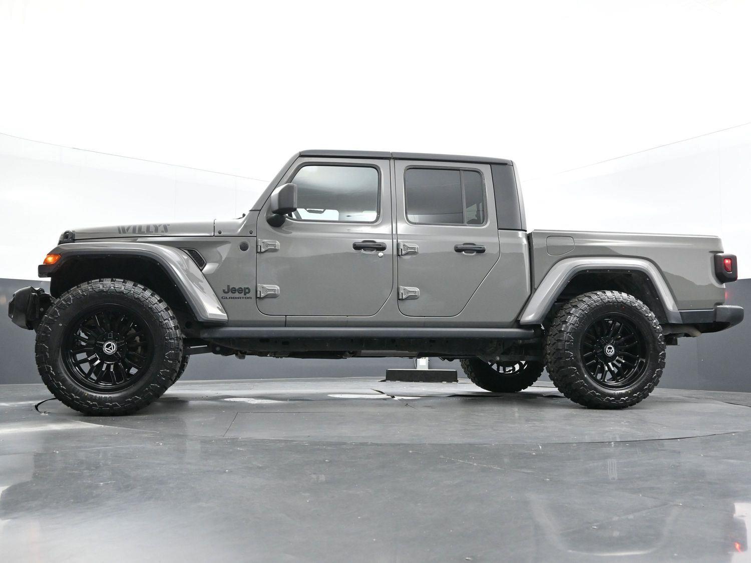 2021 Jeep Gladiator Willys photo 35