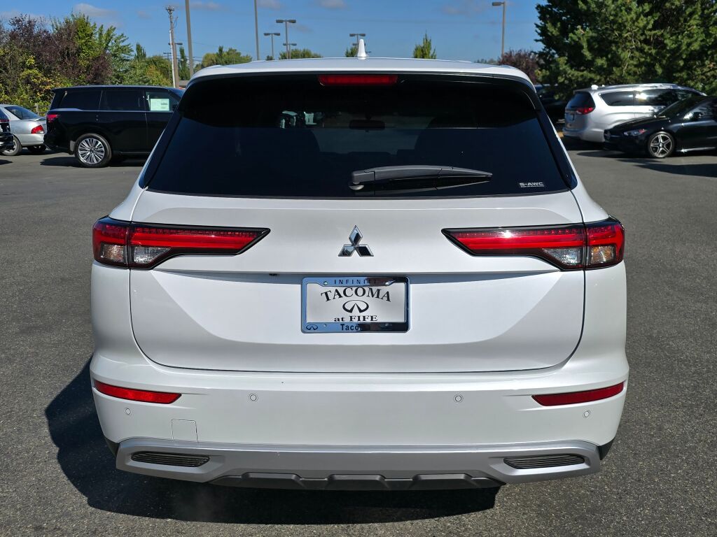 2023 Mitsubishi Outlander SE Black Edition Ralliart photo 5