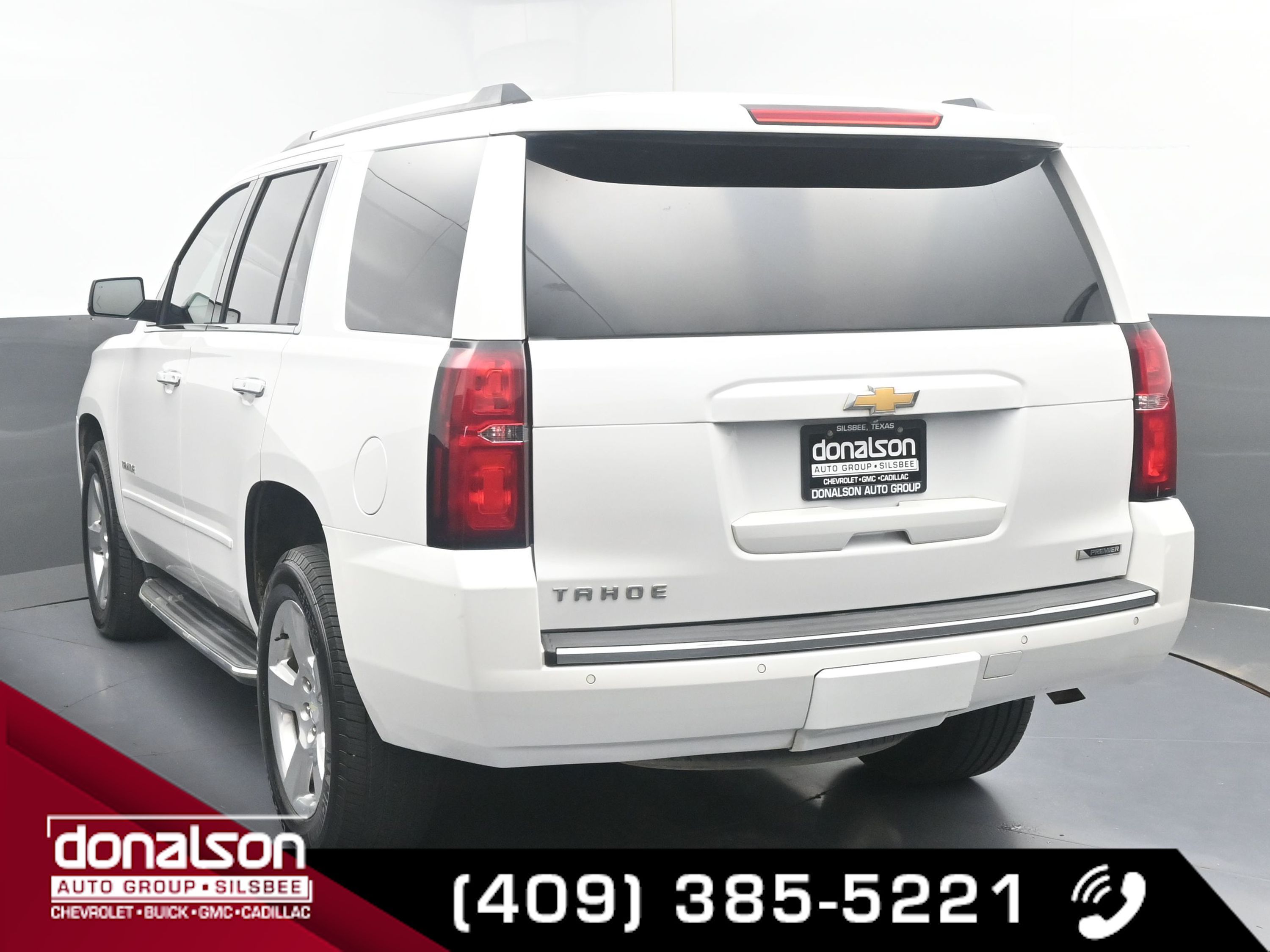 2018 Chevrolet Tahoe Premier photo 2