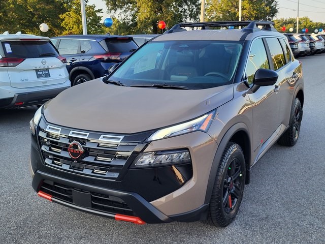 2026 Nissan Rogue SV photo 5