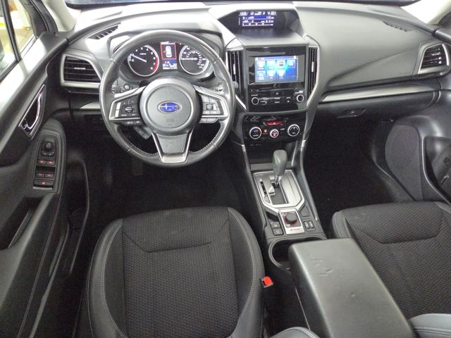 2022 Subaru Forester Premium photo 17