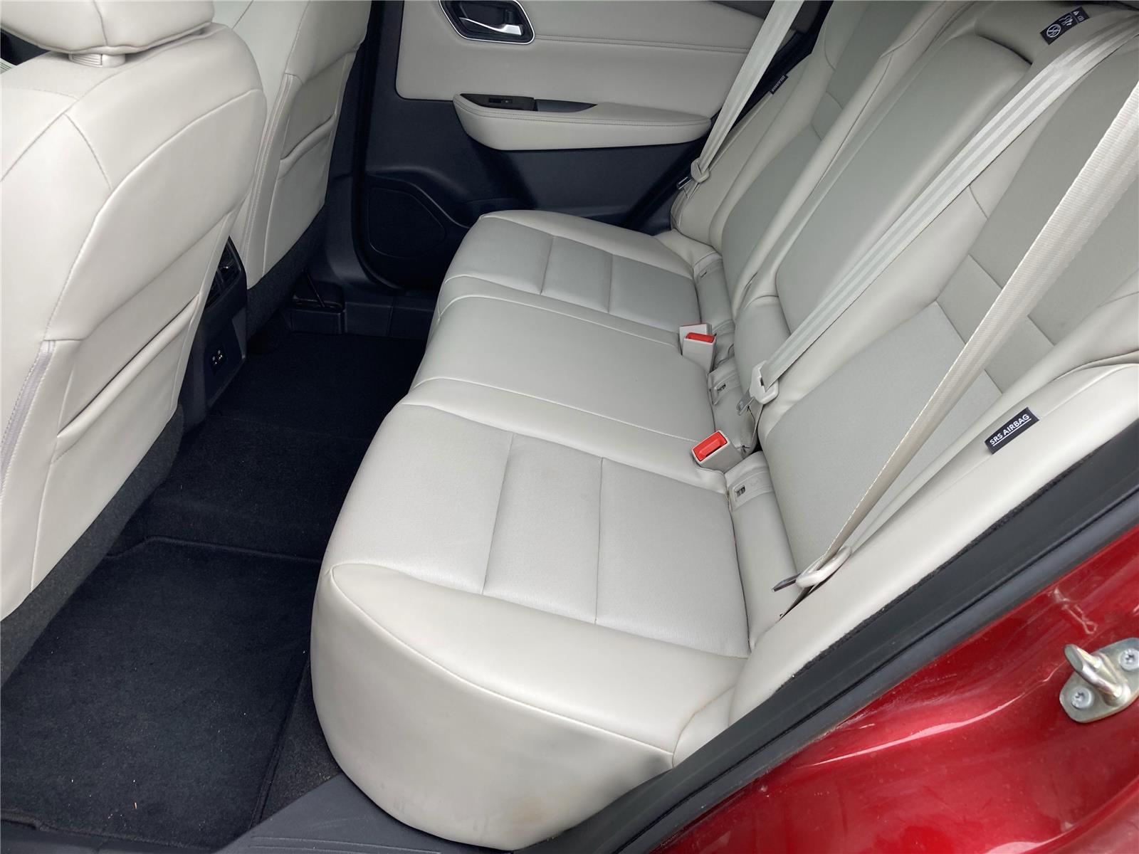 2021 Nissan Rogue SV photo 28