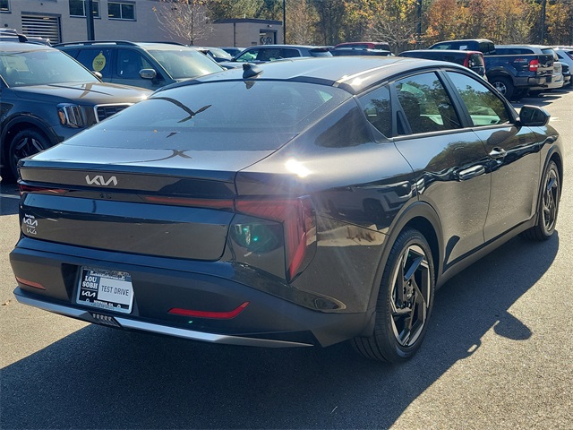 2025 Kia K4 EX photo 3