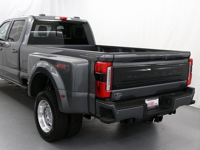 2026 Ford F-450 Platinum photo 10