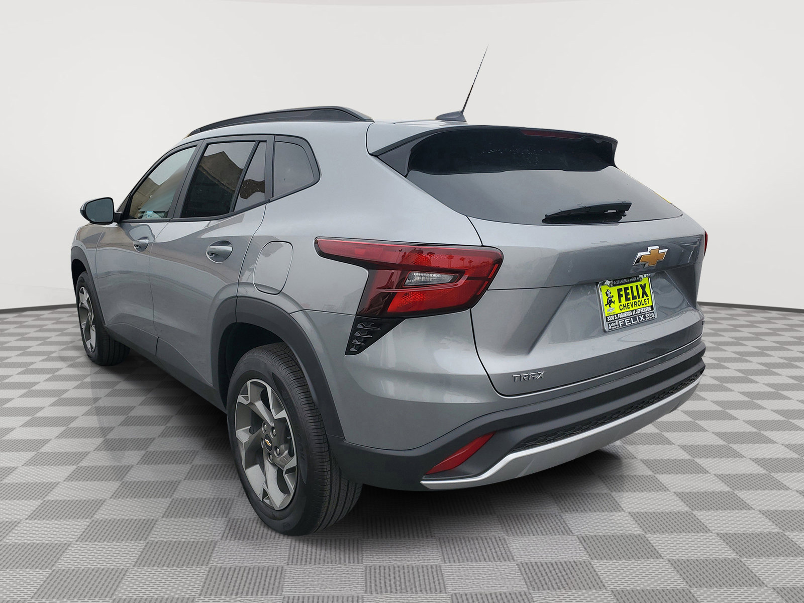 2026 Chevrolet Trax LT photo 3